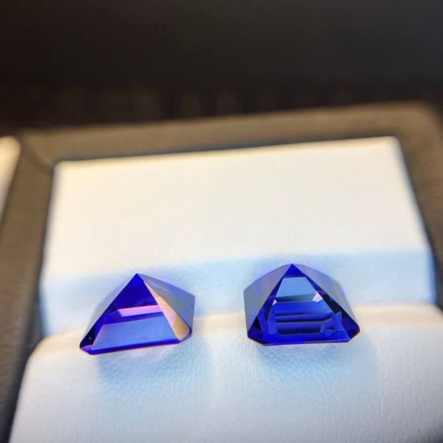 12 Carat Emerald Cut Tanzanite Gemstone