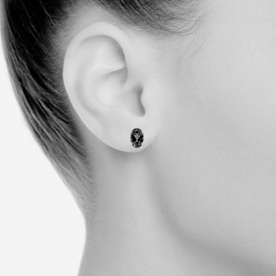 2.15 Ct Tanzanite Stud Earrings In Yellow Gold - Made To Order