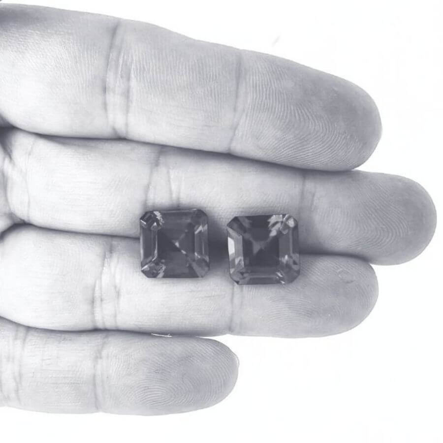 12 Carat Emerald Cut Tanzanite Gemstone