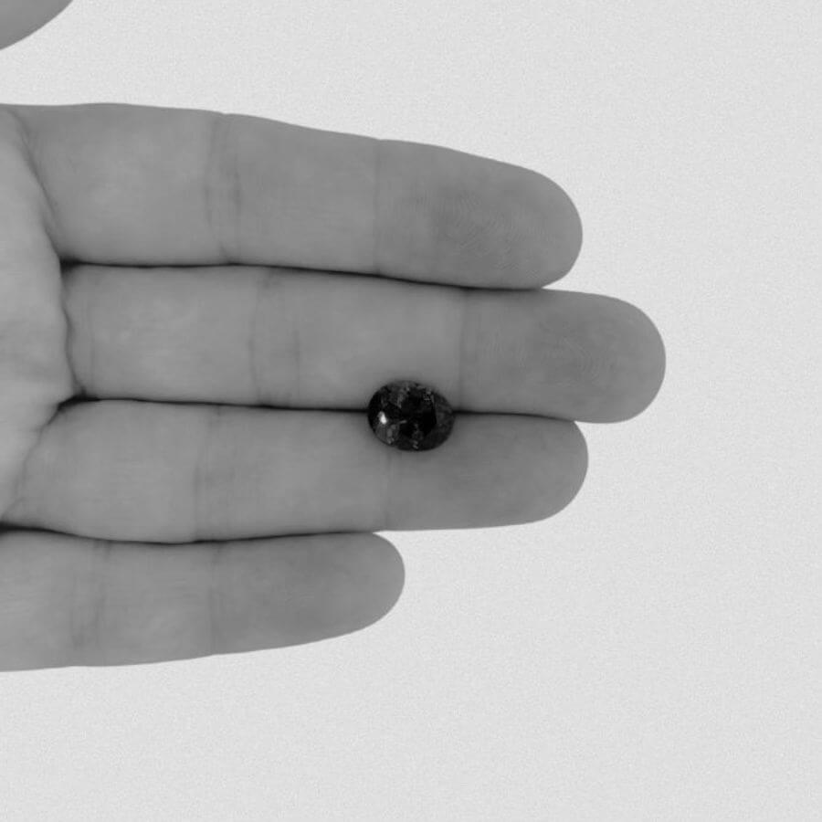 2.51 Carat Oval Tanzanite Gemstone