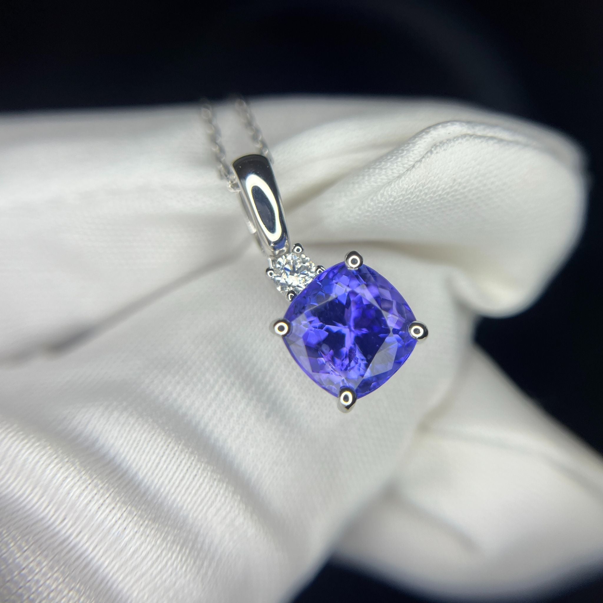 2.99 Ct Cushion Cut Tanzanite & Diamond Pendant