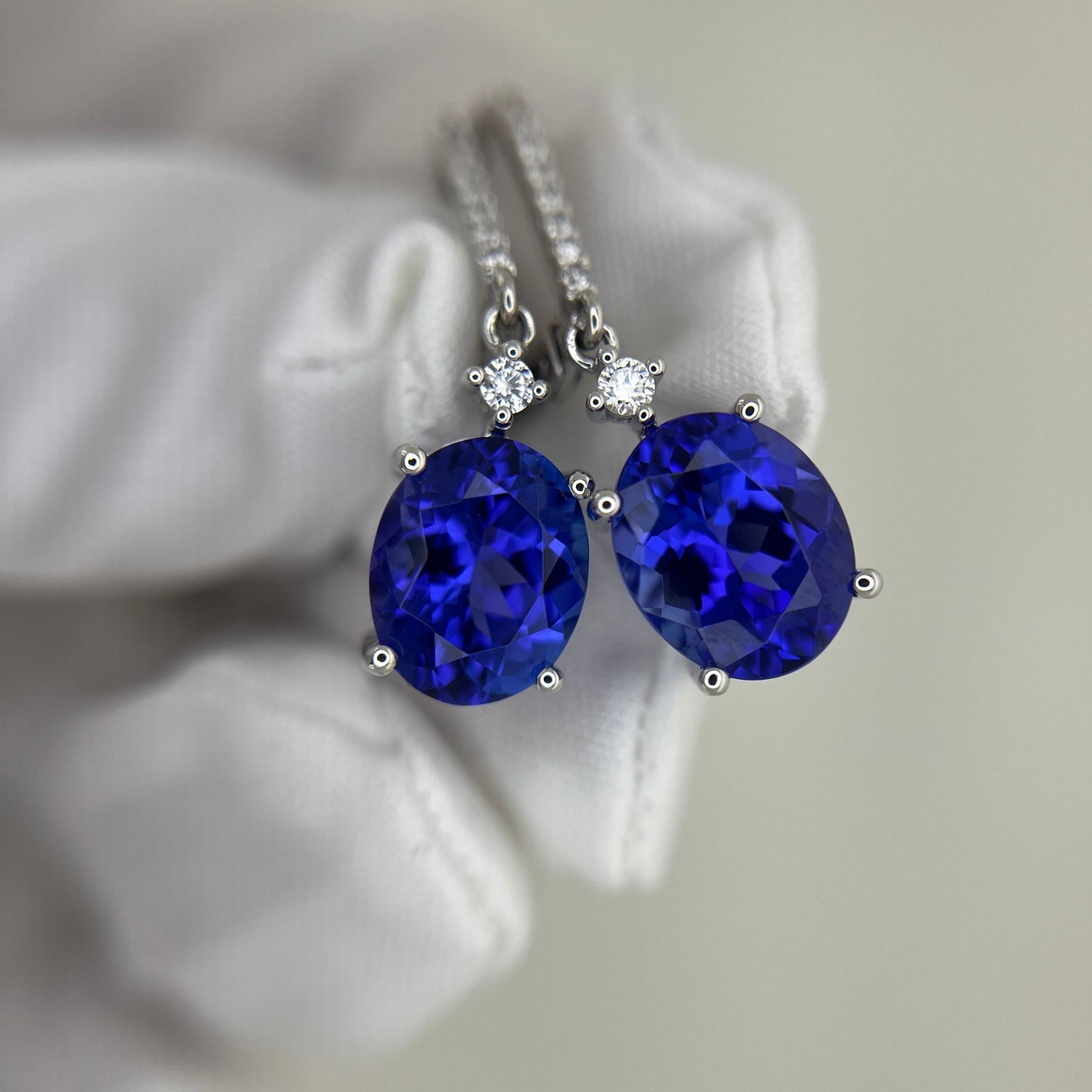 Exceptional 6.00 Ct Tanzanite Diamond Dangle Earrings