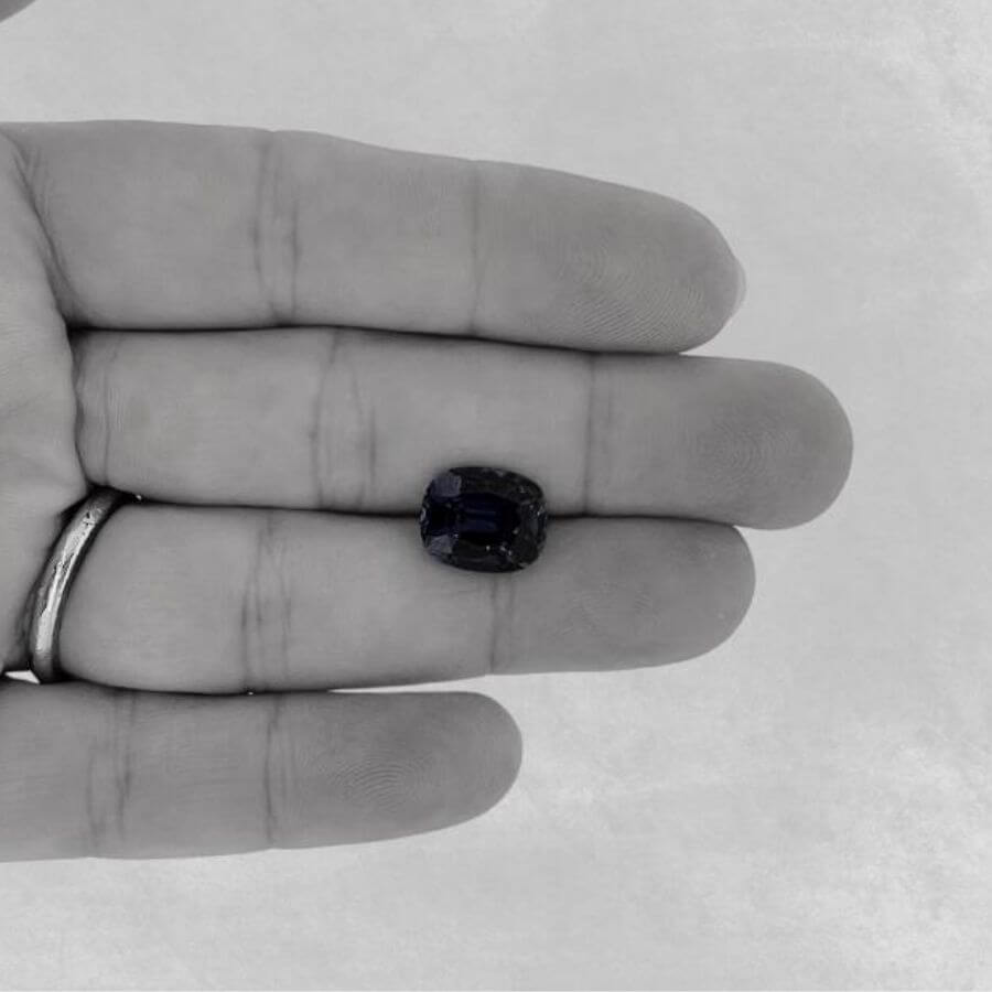 4.49 Carat Cushion Cut Tanzanite Gemstone