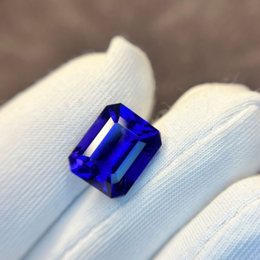 10.06 Carat Emerald  Cut Tanzanite Gemstone