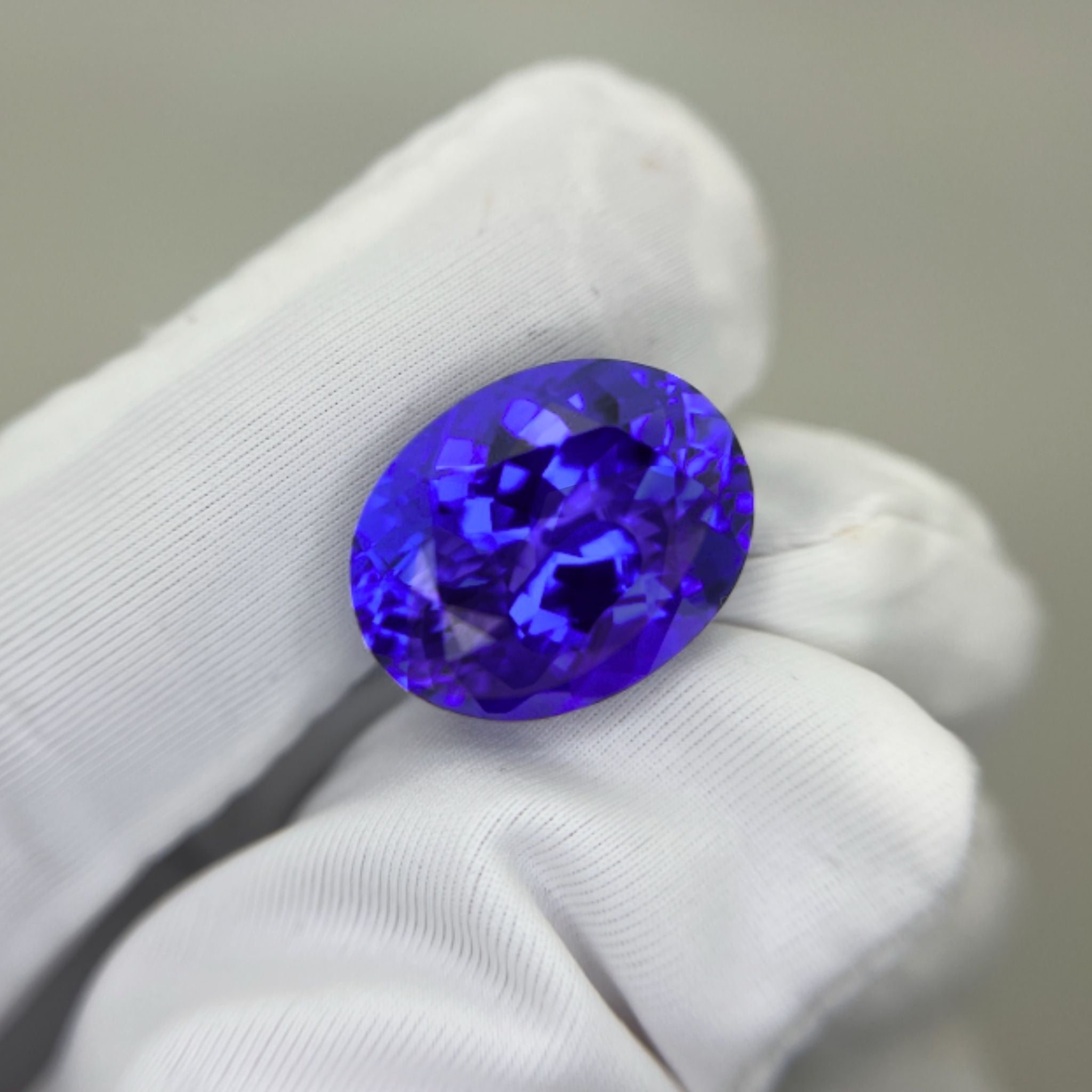 10.20 Carat Oval Tanzanite Gemstone
