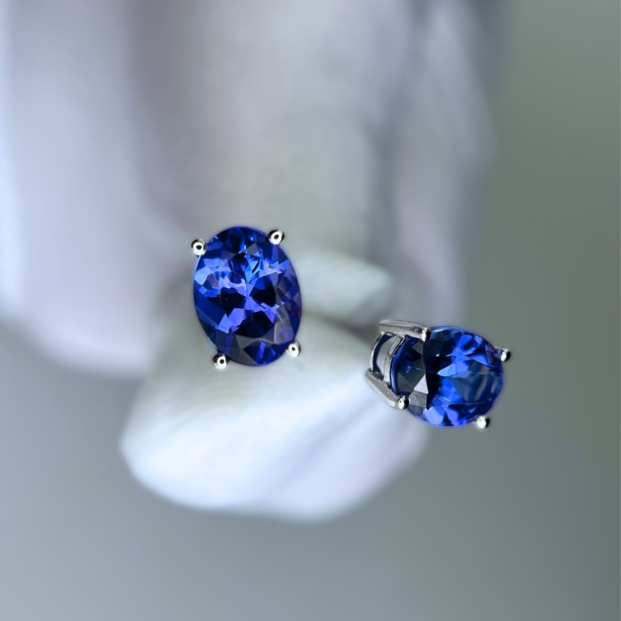 2.00 Ct Tanzanite Stud Earrings in White Gold