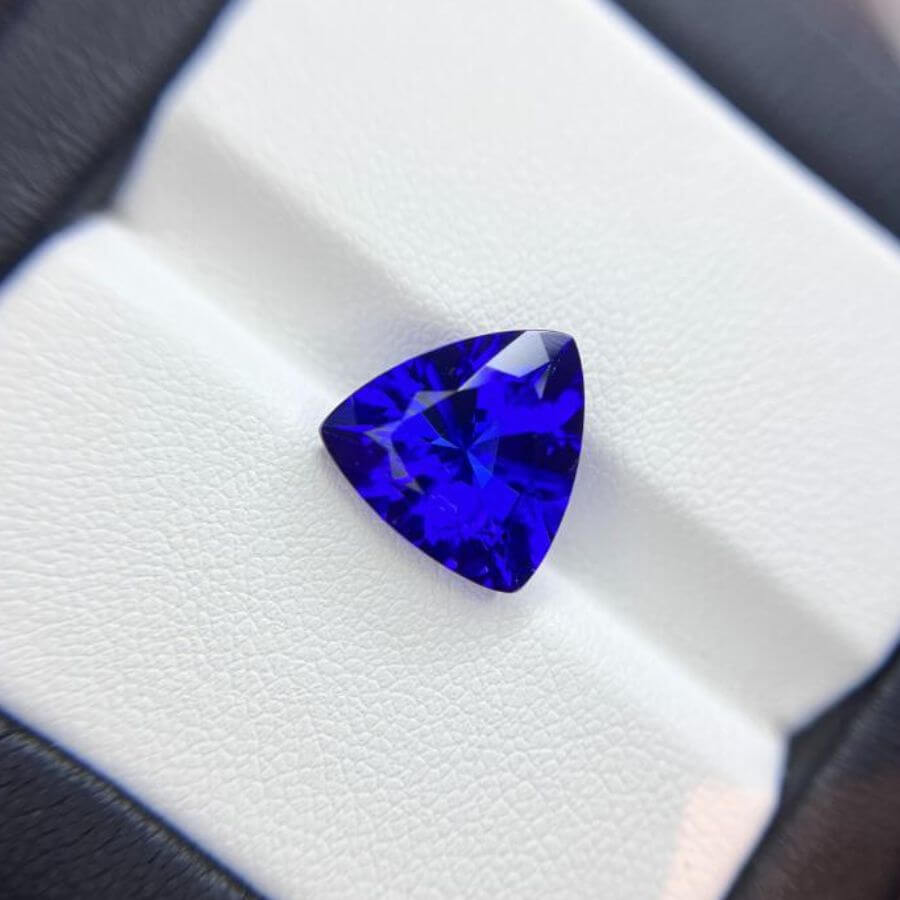 5.86 Carat Trillion Cut Tanzanite Gemstone