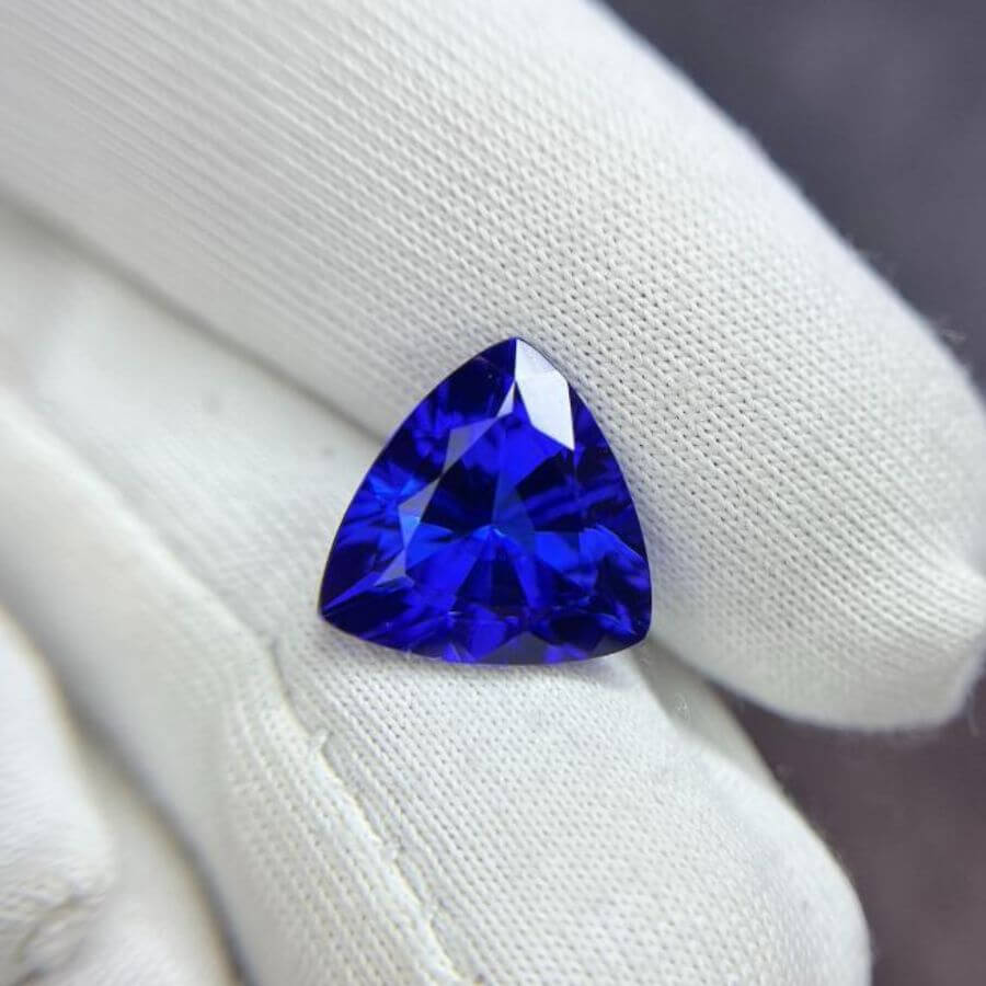 5.86 Carat Trillion Cut Tanzanite Gemstone