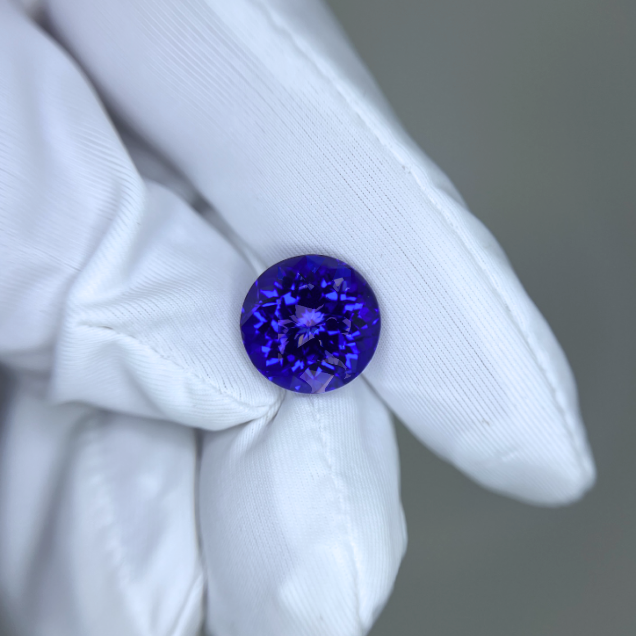 3.42 Carat Round Cut Tanzanite Gemstone