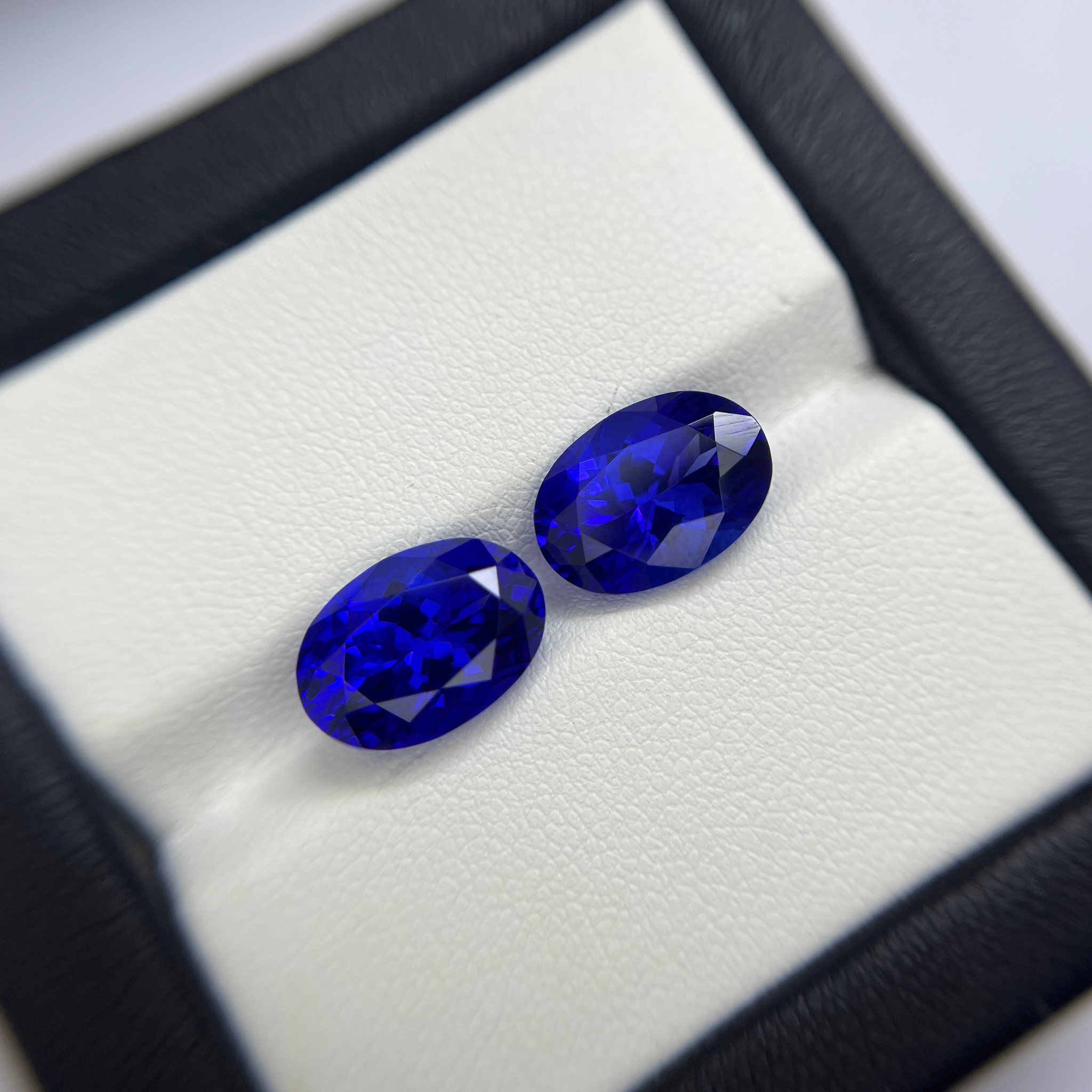 Exceptional Pair of Oval Tanzanites – Near 10 Carats Total