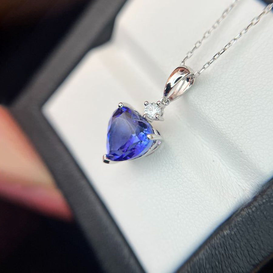 Deep Blue Tanzanite Heart Pendant – White Gold Tanzanite Necklace