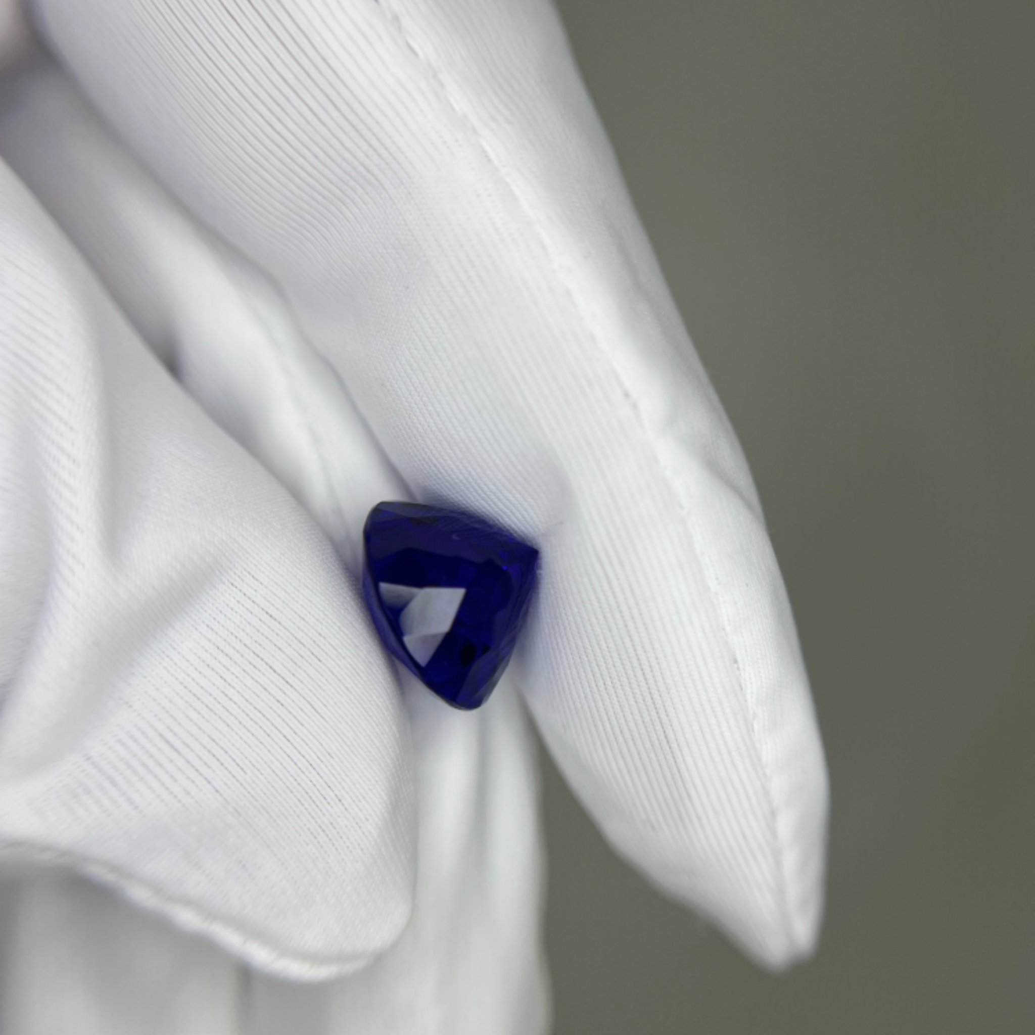 3.42 Carat Round Cut Tanzanite Gemstone