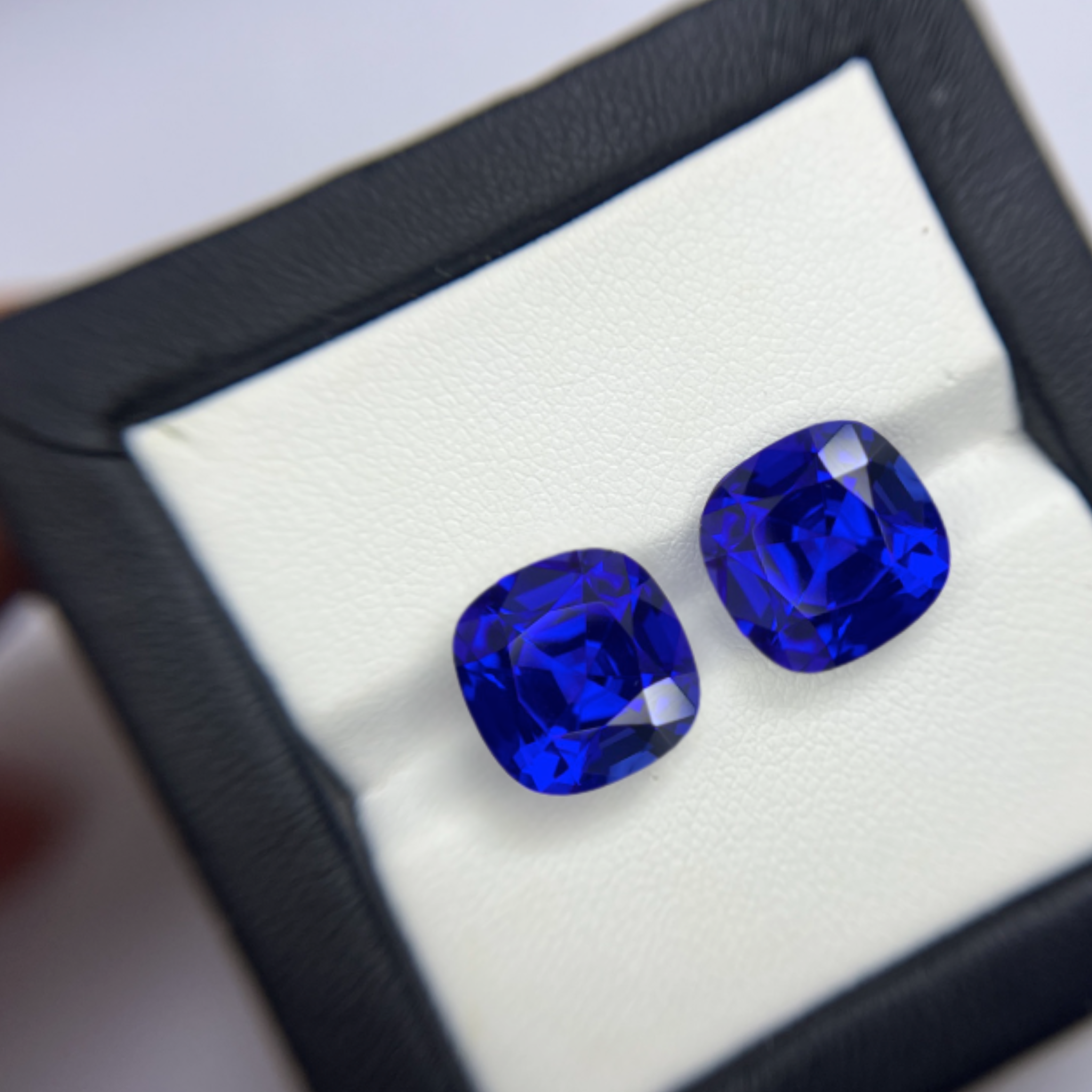 Exceptional Pair of Tanzanite Cushion Cuts - Matching Set- 15 carats