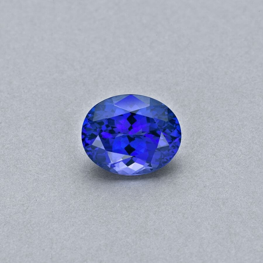 5.00 Carat Oval Cut Tanzanite Gemstone