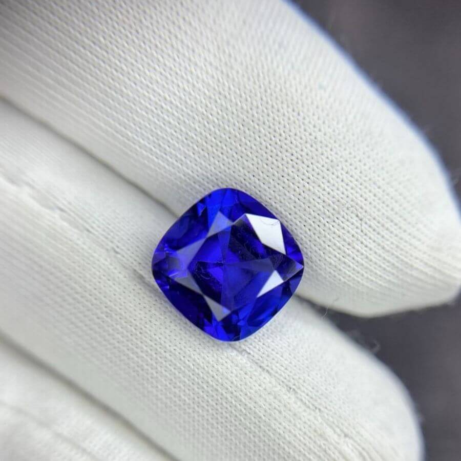 6.20 Carat Cushion Cut Tanzanite Gemstone