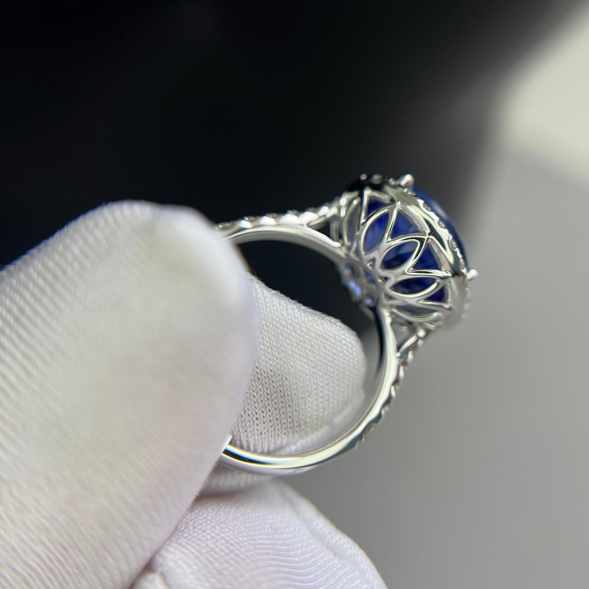 6,5 Karat Ausnahme-Rund-Tansanit- & Diamant-Halo-Ring