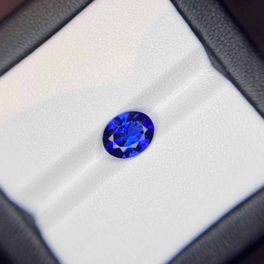 3.55 Carat Oval Cut Tanzanite Gemstone