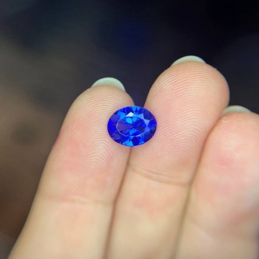 3.55 Carat Oval Cut Tanzanite Gemstone
