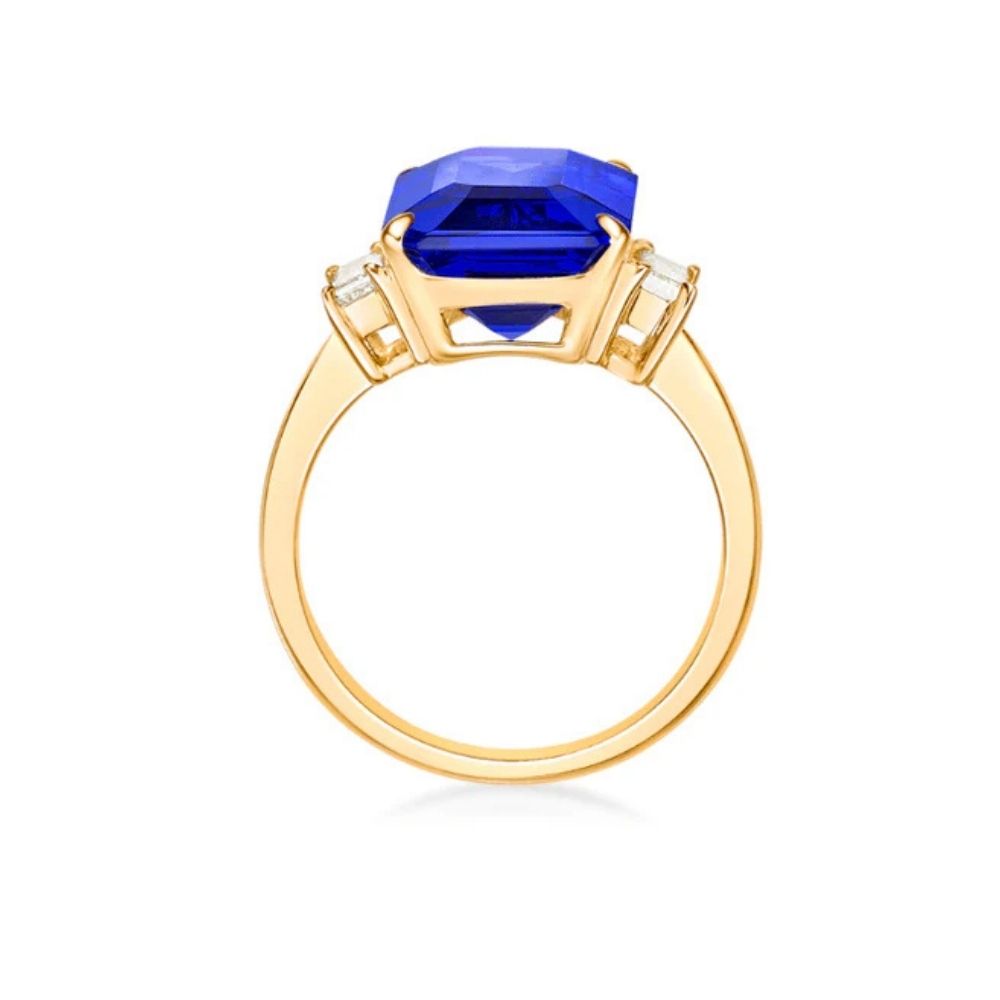 9 Carat Emerald Cut Tanzanite Ring with Baguette Diamonds