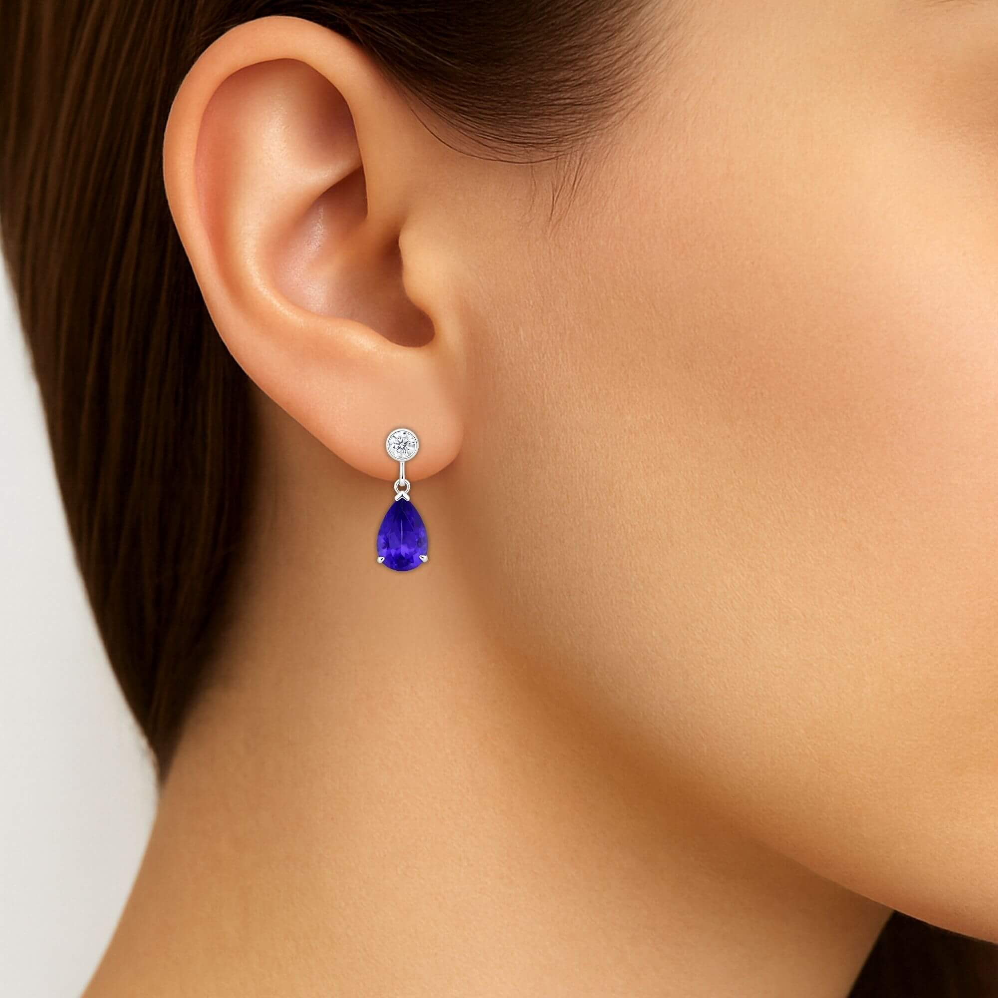 4.58 Ct Tanzanite & Diamond Earrings