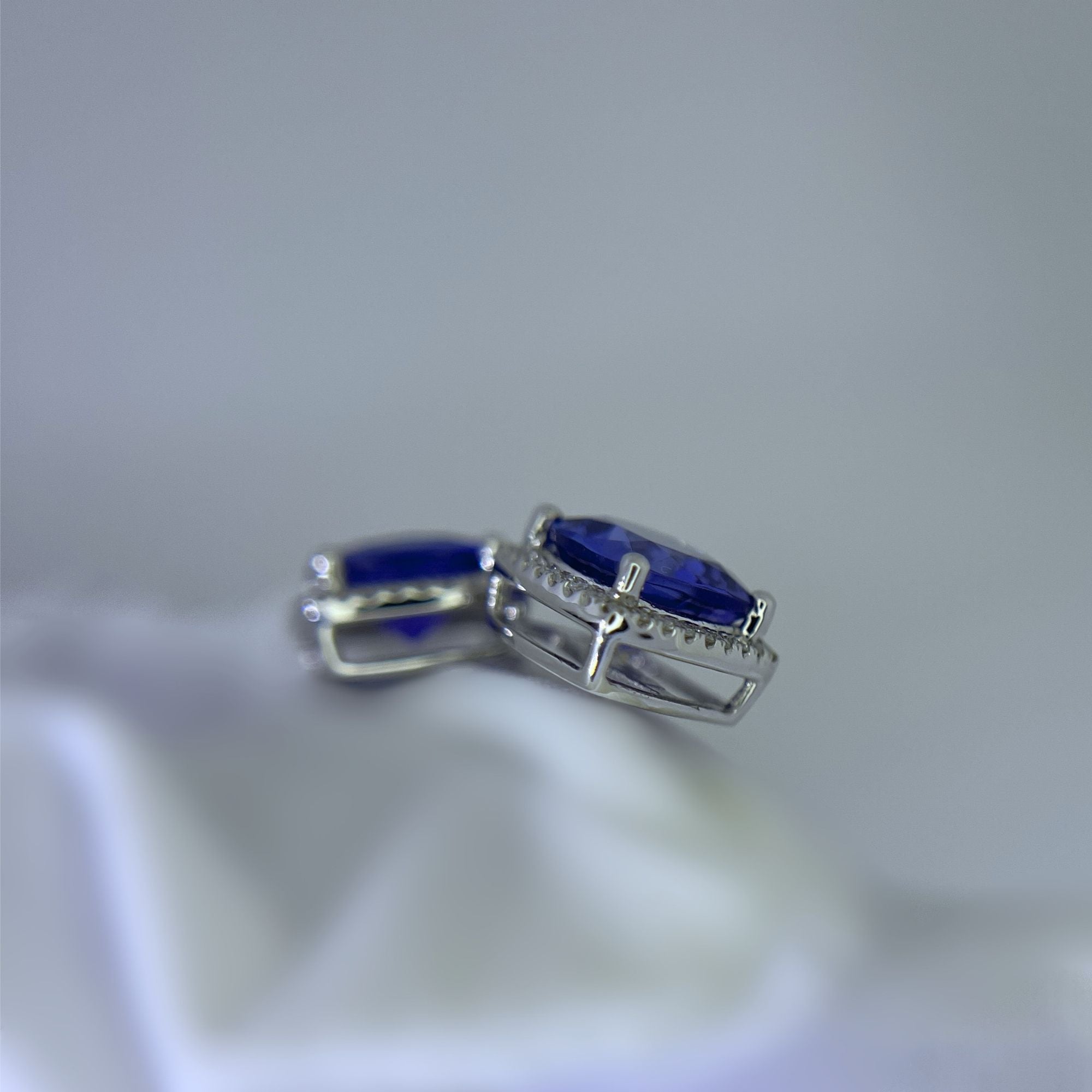 3.69 Ct Tanzanite & Diamond Earrings
