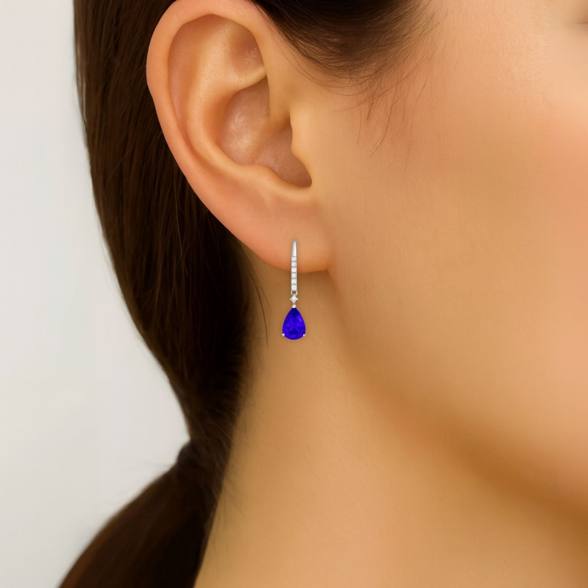 2.56 Ct Tanzanite & Diamond Earrings