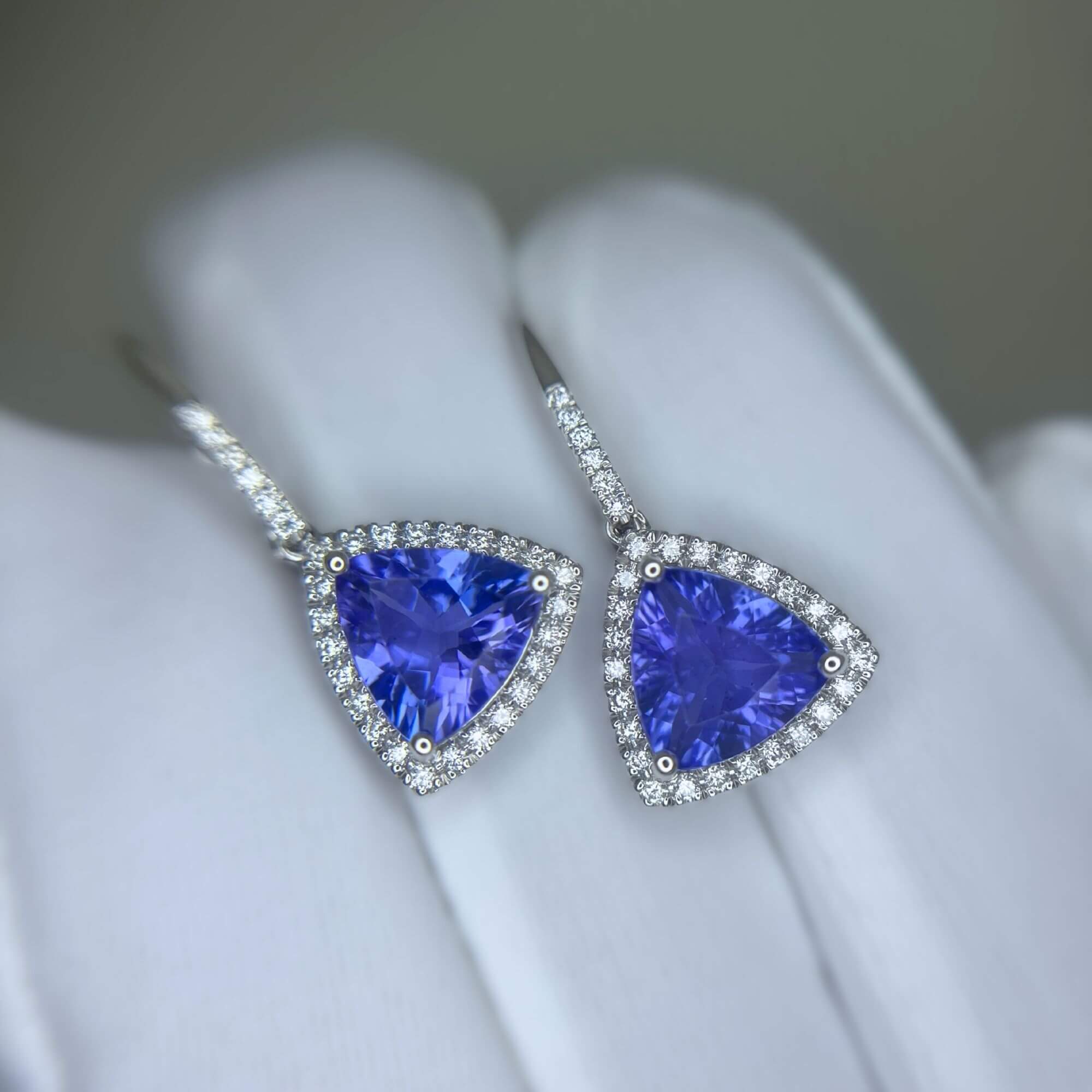 3.97 Ct Tanzanite & Diamond Earrings