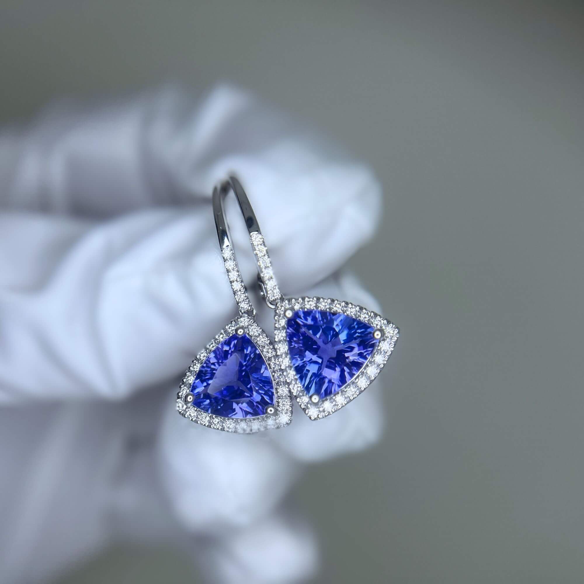 3.97 Ct Tanzanite & Diamond Earrings