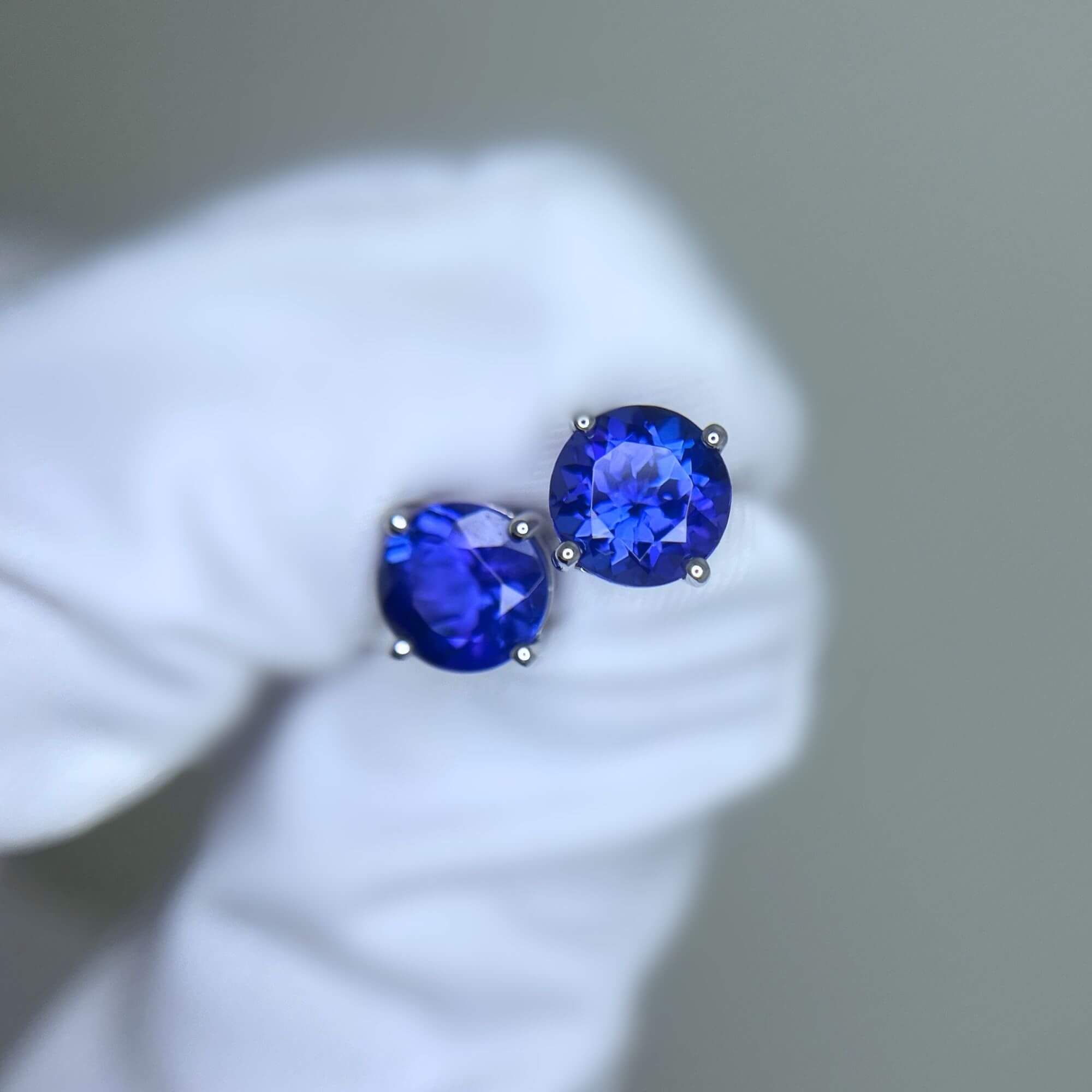 Tanzanite stud earrings 