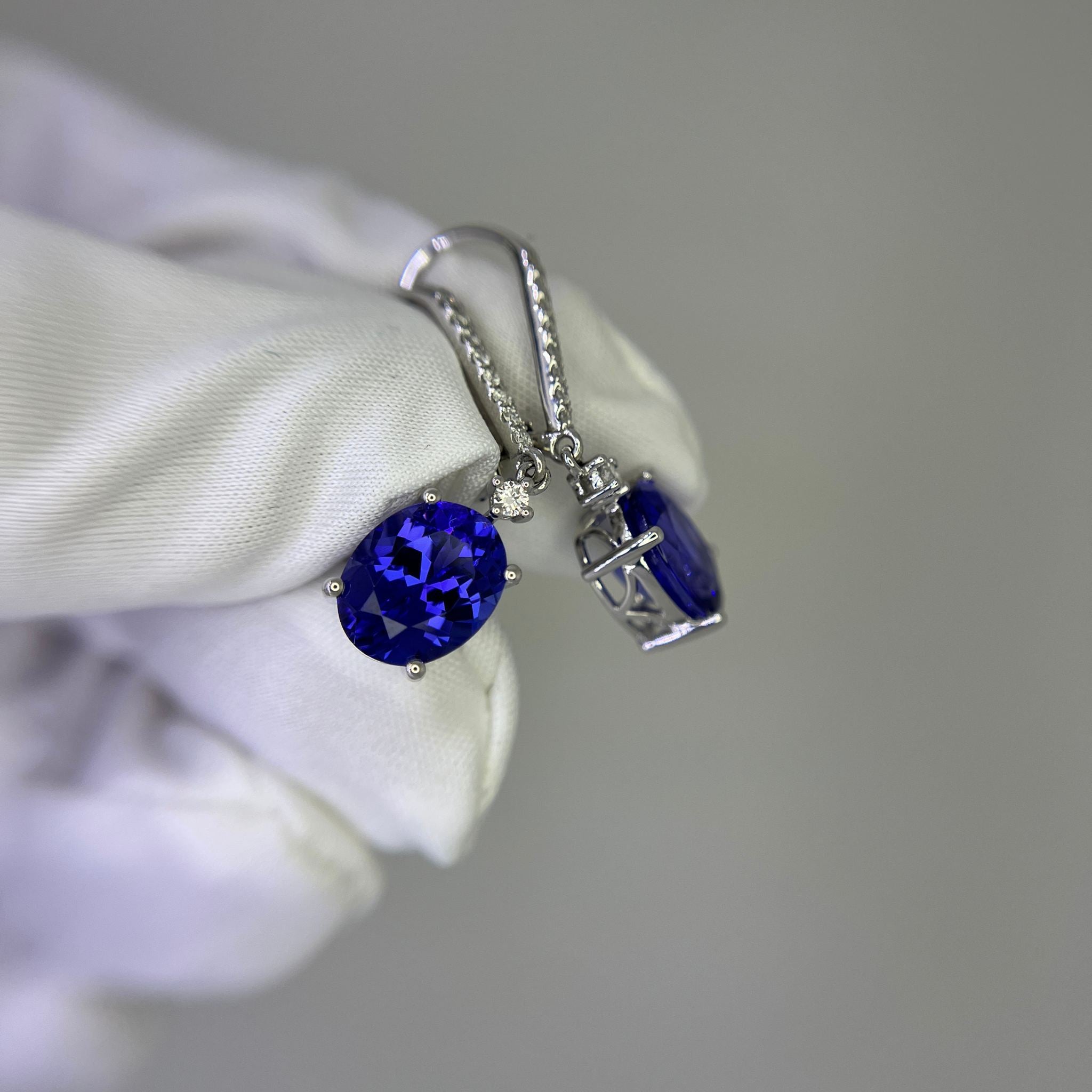 Außergewöhnliche Tansanit-Diamant-Ohrhänger (6,00 Karat)