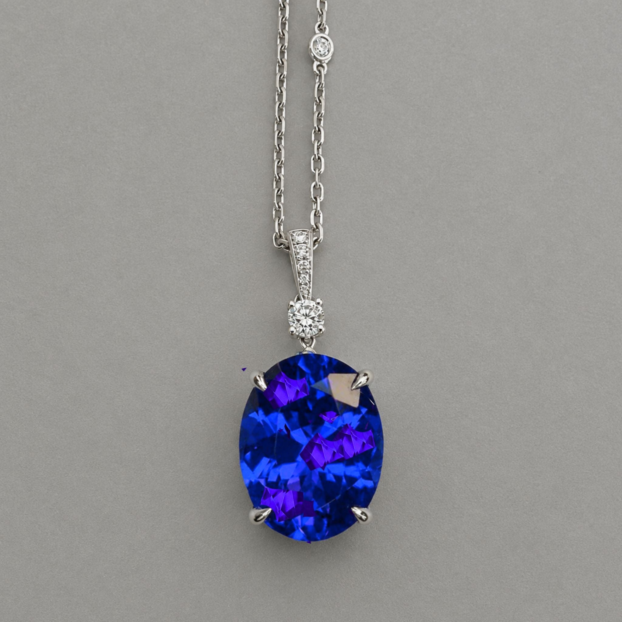 Magnifico Pendente in Tanzanite a Goccia da 7,00 Ct