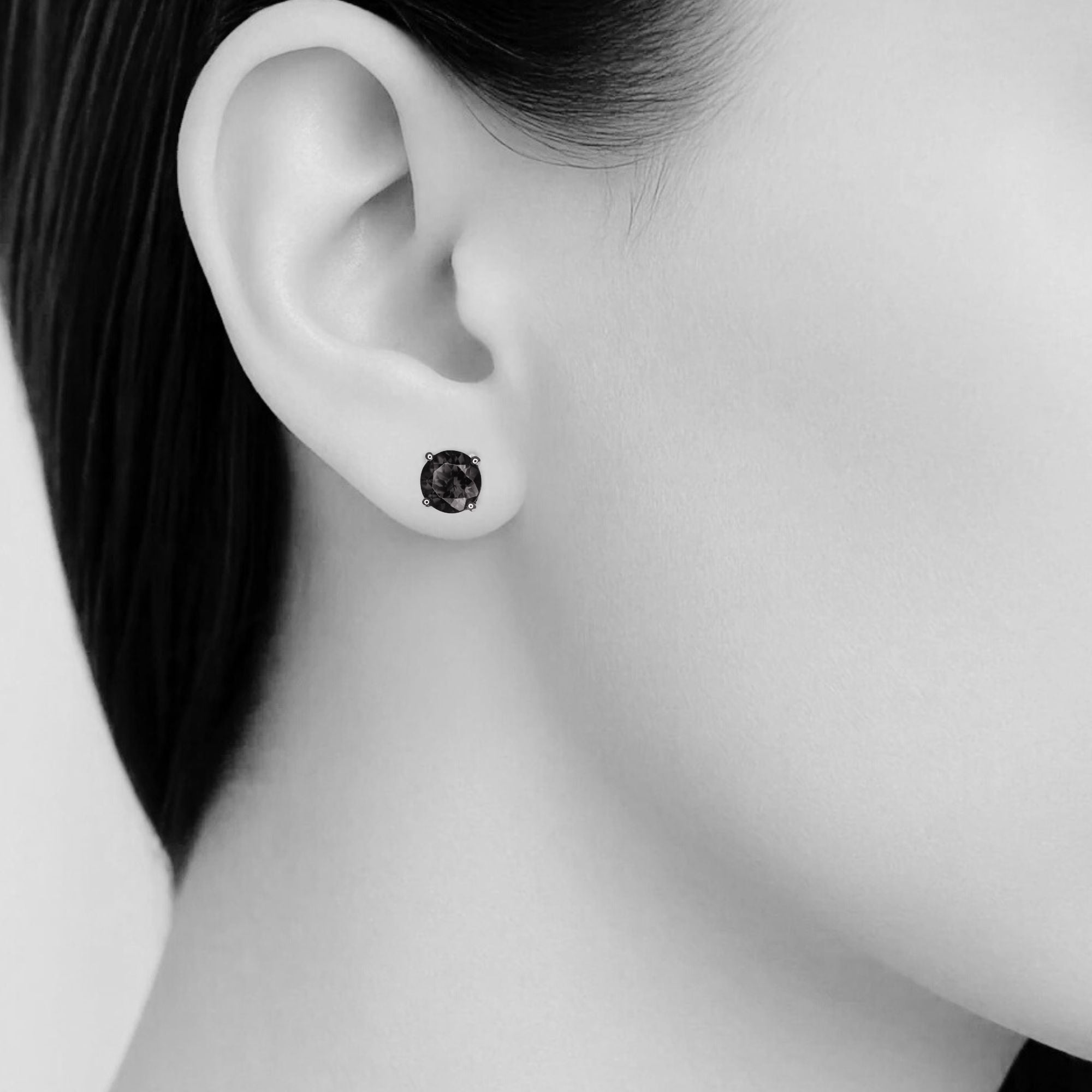 Exceptional Tanzanite Stud Earrings in 18K White Gold