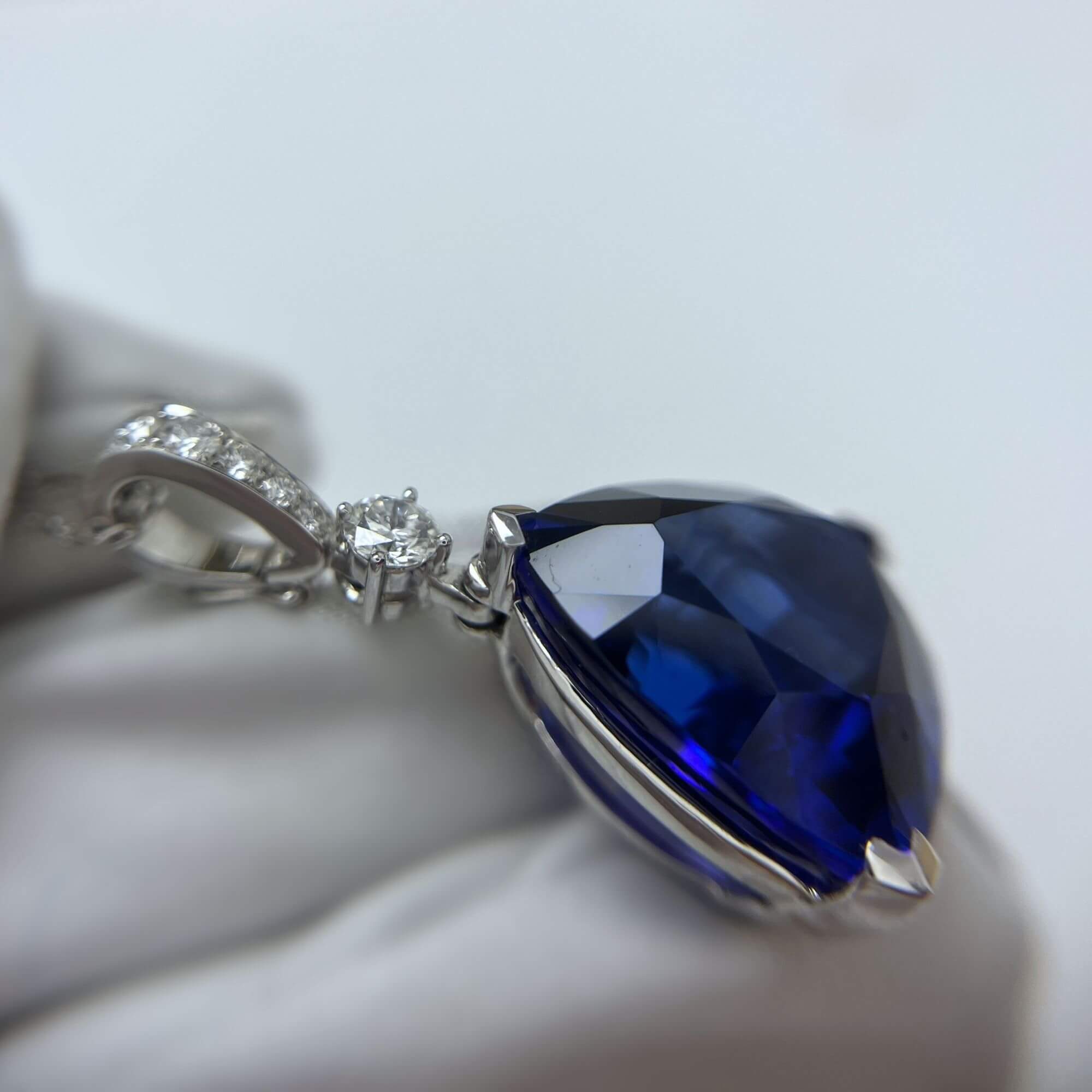 20.00 Carat Trillion Cut Tanzanite Pendant – Investment Grade