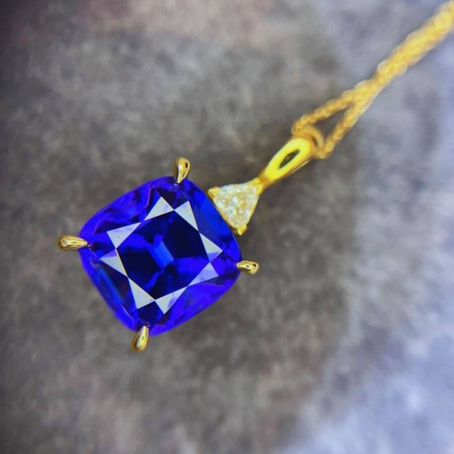 Exceptional 8.81 Ct Cushion Cut Tanzanite Pendant