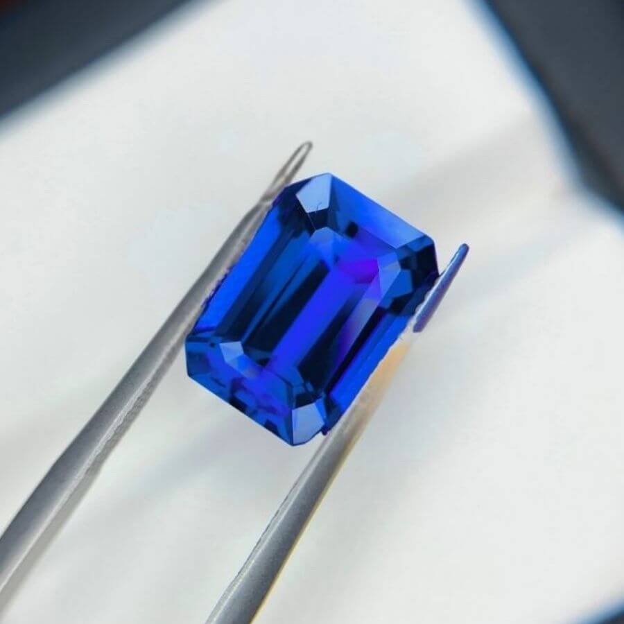 7.41 Carat Emerald Cut Tanzanite Gemstone