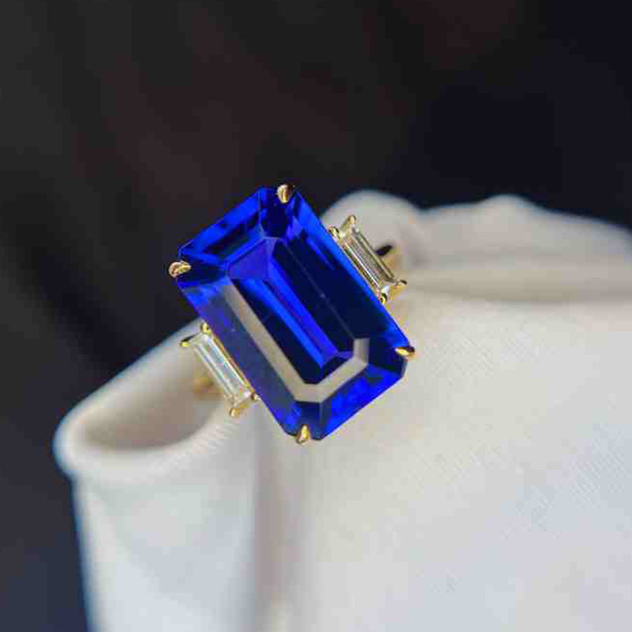 8.79 Ct Emerald Cut Tanzanite Ring with Baguette Diamonds