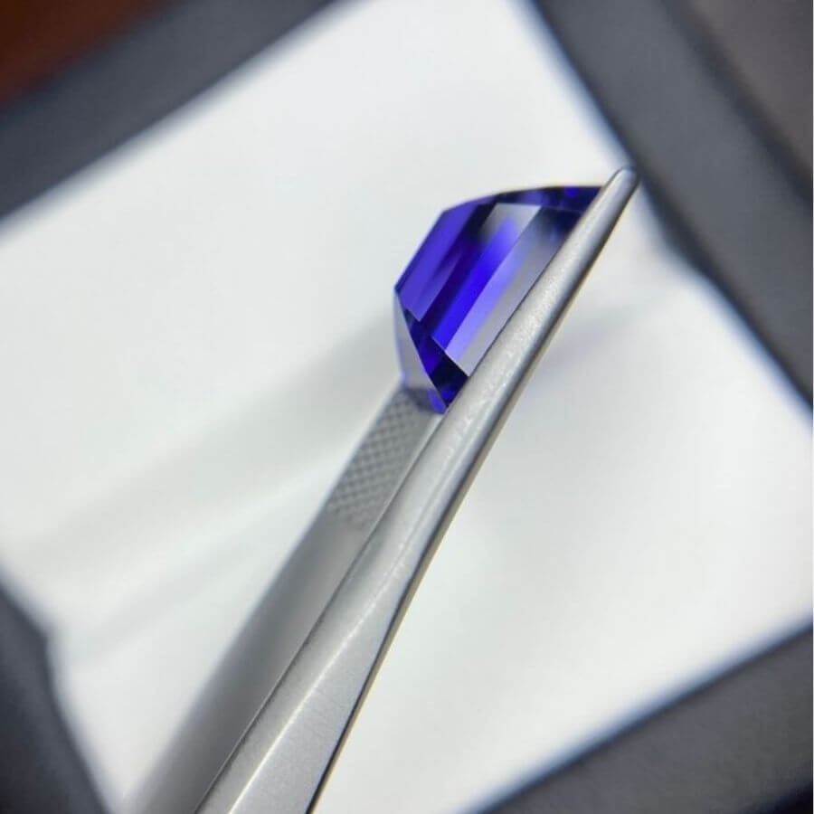 7.41 Carat Emerald Cut Tanzanite Gemstone