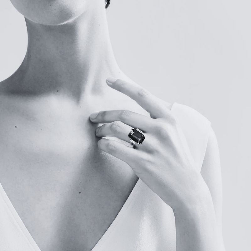 9 Carat Emerald Cut Tanzanite Ring with Baguette Diamonds