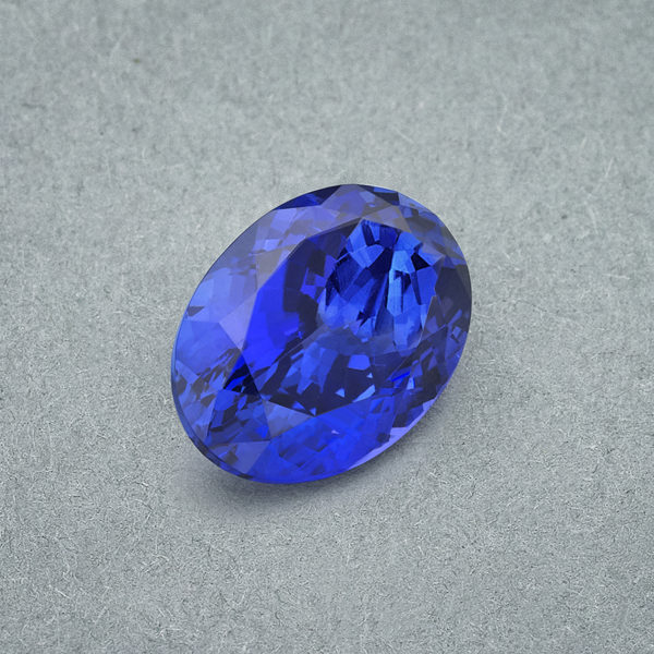 9.47 carat oval-cut tanzanite gemstone